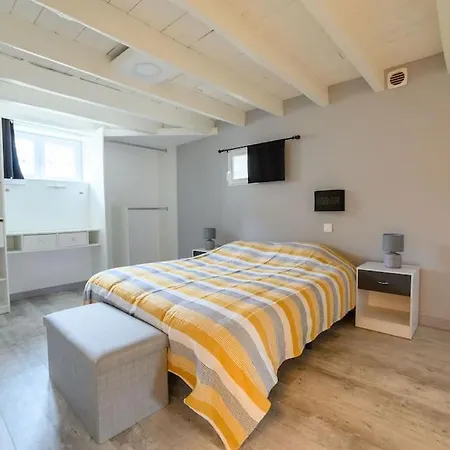 בית נופש L'escapade Perigourdine, Wifi, Parking, Netflix, Piscine