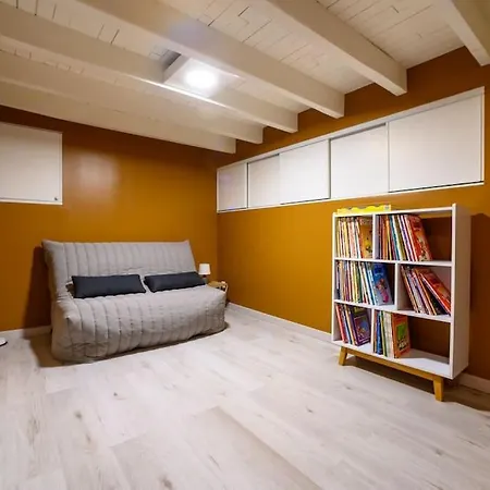 L'escapade Perigourdine, Wifi, Parking, Netflix, Piscine Holiday home Coulounieix-Chamiers