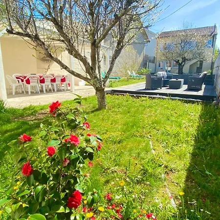 Hébergement de vacances L'escapade Périgourdine : Piscine, Parking, Netflix *